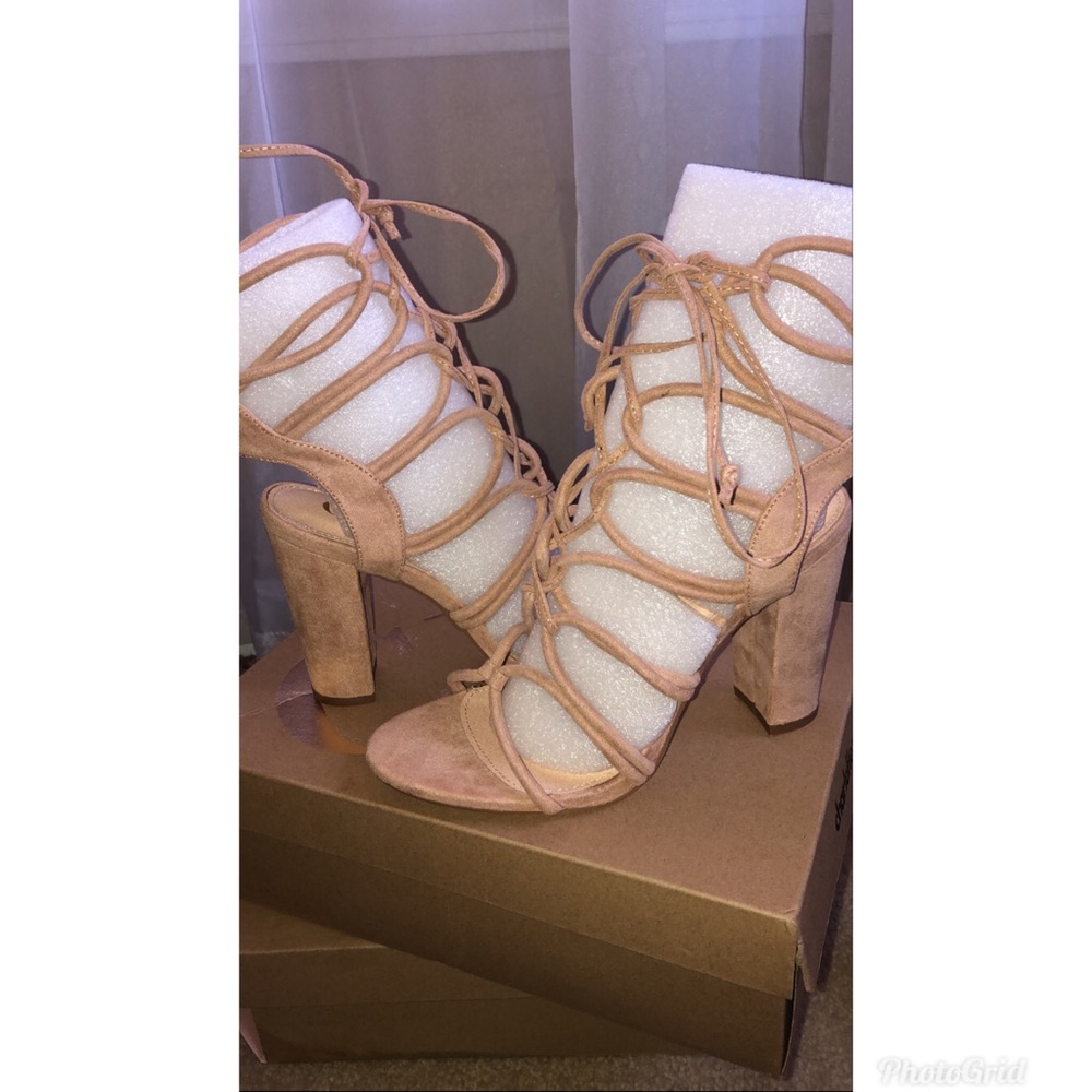 Nude lace heels | 4ins | 8 1/2 | Brand new |